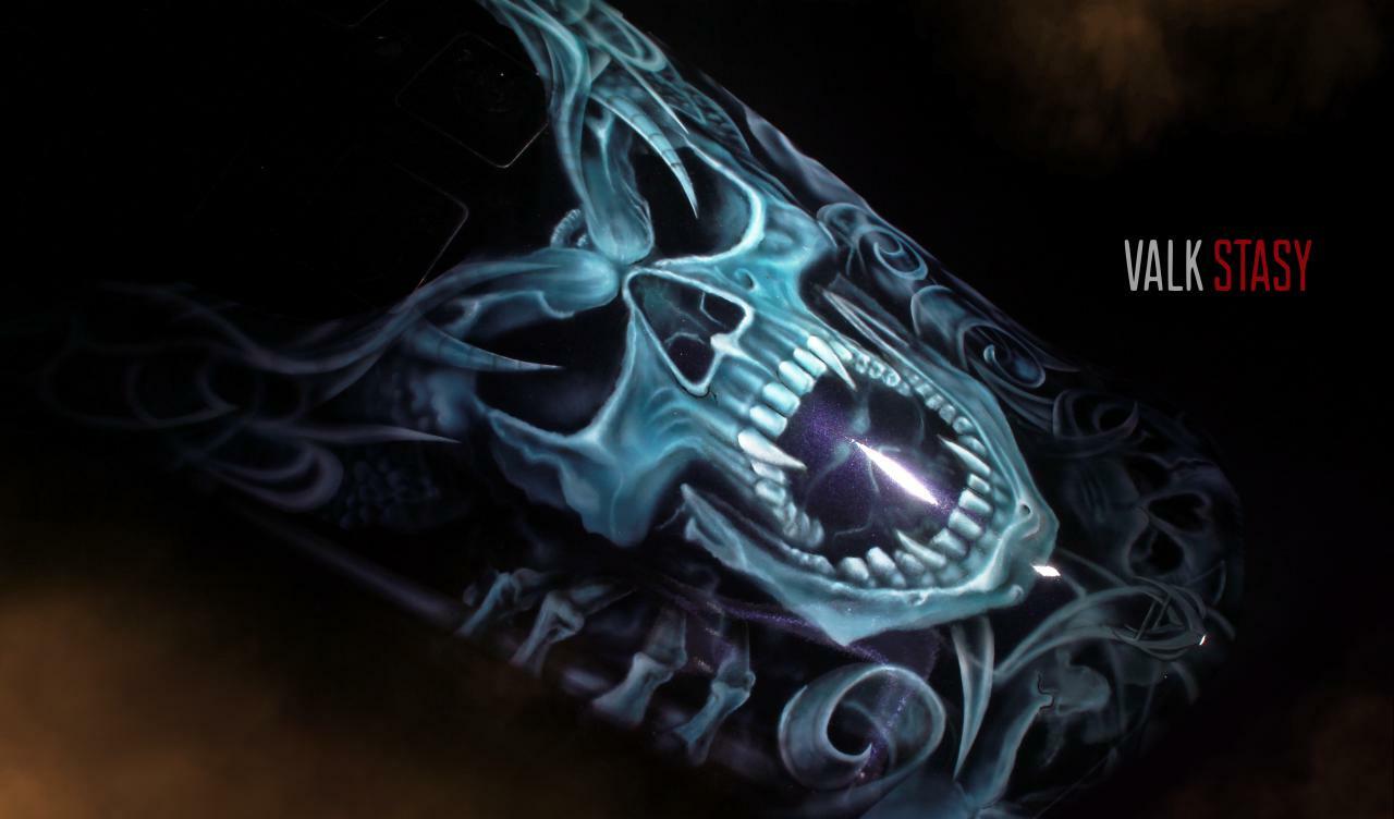 scull, suzuki, airbrush